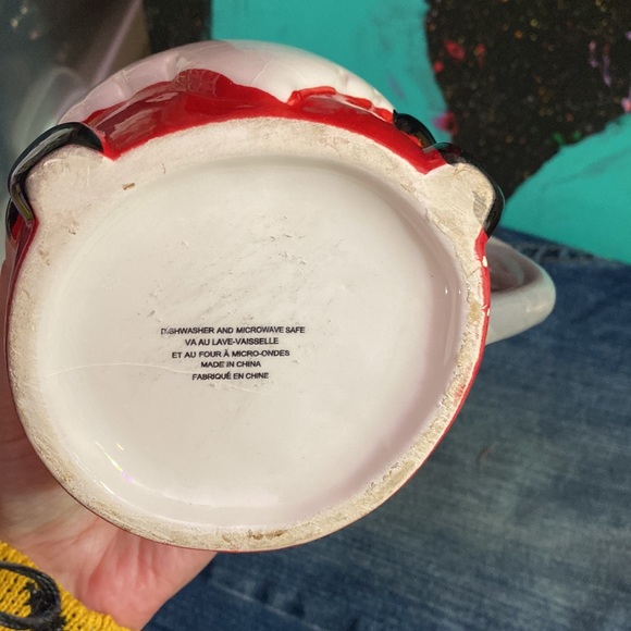 Cute Santa Mug - Picture 5 of 6